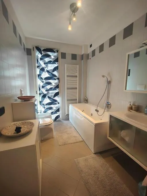 Glamour House, Comoda A Tutti I Servizi Apartment Parma 0*,  Italy