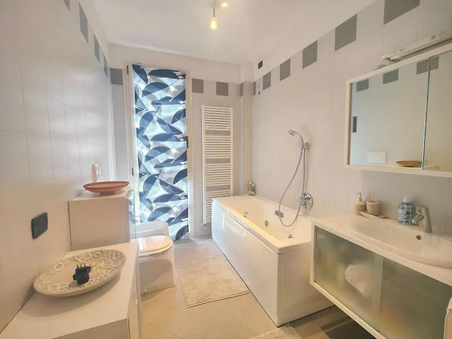 Glamour House, Comoda A Tutti I Servizi Apartment Parma 0*,